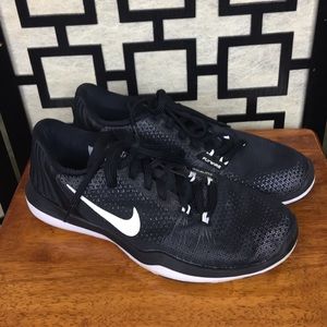 nike flywire training flex supreme tr5